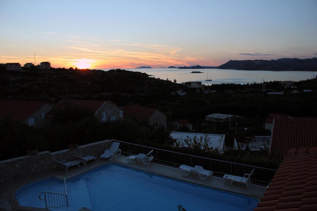 Pansion Arte Zvrko Apartment Zvekovica ภายนอก รูปภาพ